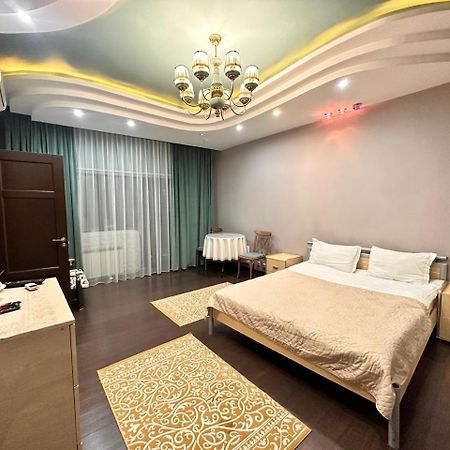 Altyn Aparthotel Astana Luaran gambar